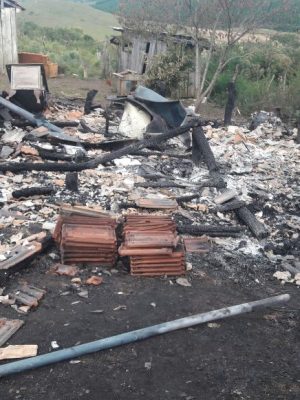 whatsapp-image-2017-04-01-at-18-47-54