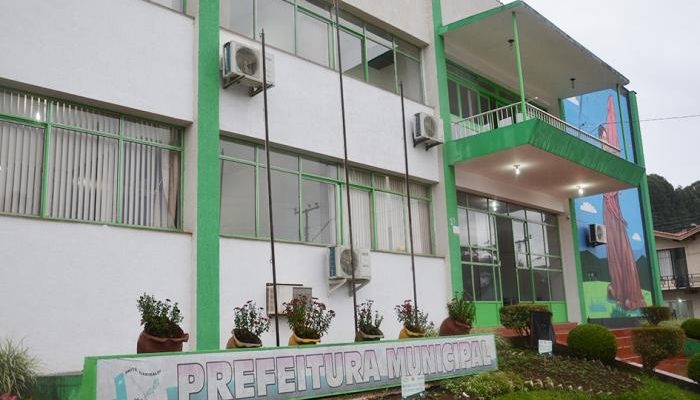 1b6702dec634f4d1e1d377a06c1ddf76