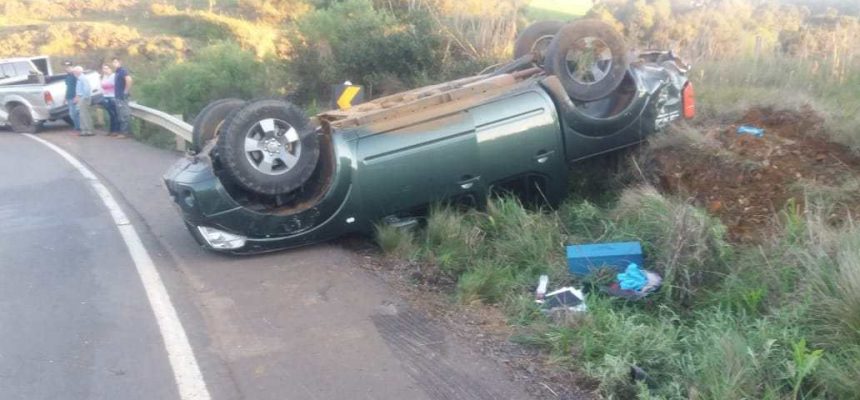 acidente-campo-belo-do-sul-capotamento-divulgacao-2
