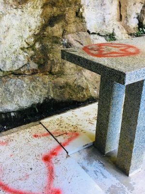 57313615_2200697883343949_2325183727983919104_n