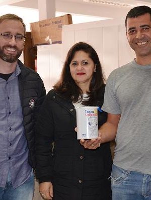 15581043592634a398_l600