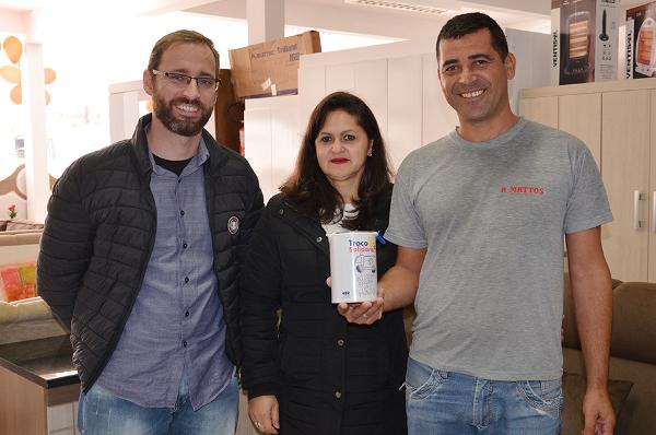 15581043592634a398_l600