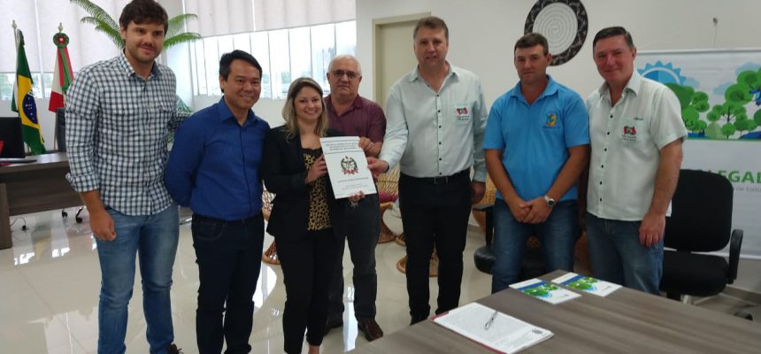 assinatura-de-escritura-prefeitura-de-abdon-batista-4