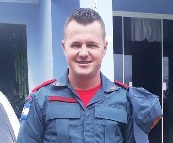 8d20b81a4536d5262269a4a0a36d3815