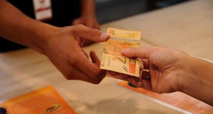 dinheiro_economia_011_1