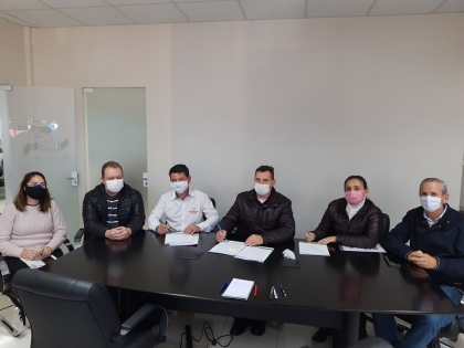 e91e0a113d86b4a22c0f6fae594ca738