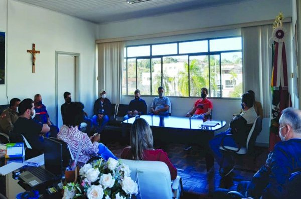 15952802870540a398_l600