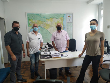 3008631_resize_380_600