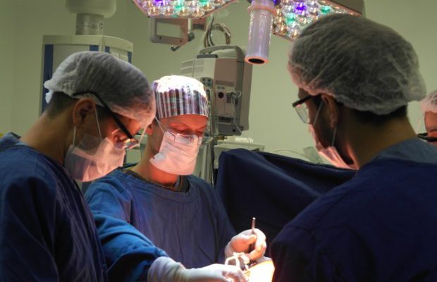 cirurgia_hospital_medico_procedimento_20201208_2073808973