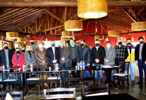 3100373_resize_380_600