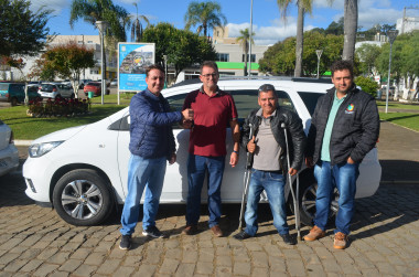 3324957_resize_380_600