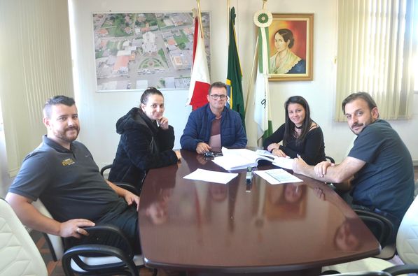 285529612_966780540669940_5173136591372198603_n