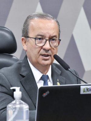 jorginho-mello-960x540