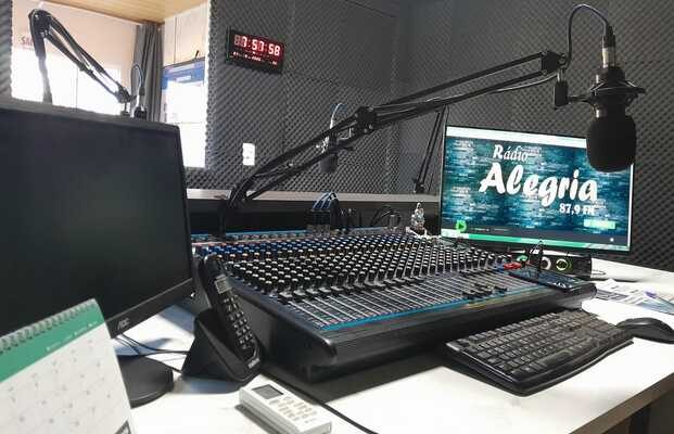 61b27713-c676-4443-9f2f-ee68014b